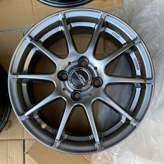 新品　未使用  15インチ 5.5J PCD100 4穴 4本セット