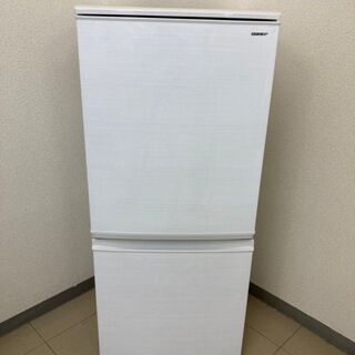【良品】【地域限定送料無料】冷蔵庫  SHARP 137L 20...