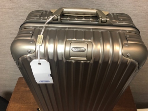 廃盤品【新品未使用】【メーカー保証有り】【RIMOWA】トパーズ チタニウム 32L