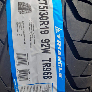 トライアングル 275／30R19 2本