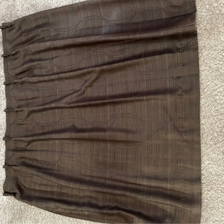 遮光一級　茶色のカーテン