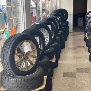 アルミタイヤ、スタッドレス（工具市場甲賀店）