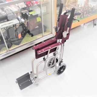 美品 車椅子 カワムラサイクル KA3 車いす 折り畳み式 簡易 介護用品 えんじ 苫小牧西店