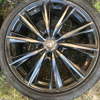 215／40ZR 18 アルミホイールタイヤセット