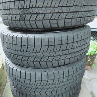 ほぼ新品　今日まで限定　冬タイヤ　ダンロップ　185-65R  14