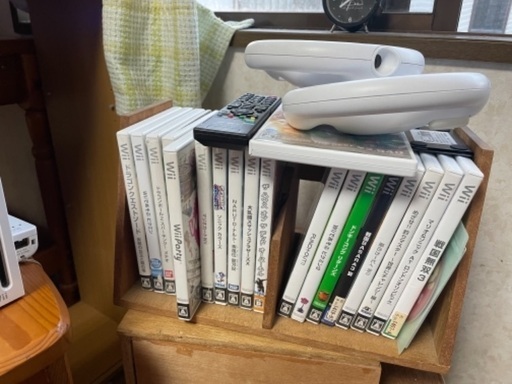 本体、カセット、太鼓の達人の太鼓セットになります。