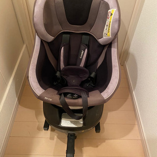 コンビ　ネルーム　isofix チャイルドシート　combi