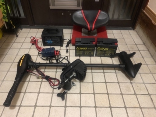 カーメイト社 フロートボート ハンドコン付き