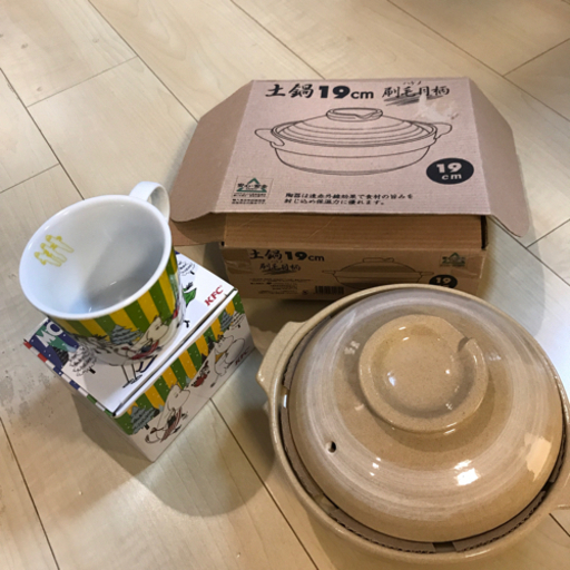 土鍋、お鍋の季節ですね！(１人用鍋、新品！)＆ムーミンカップ