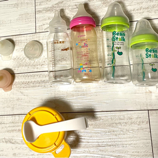 【ネット決済】哺乳瓶4本、哺乳瓶用乳首(うち一つだけ新品)