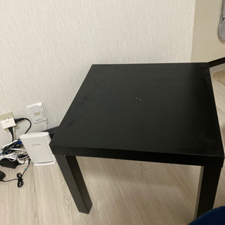 IKEA ミニテーブルの画像