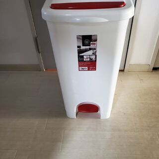 【ネット決済】ゴミ箱新品、未開封45サイズ