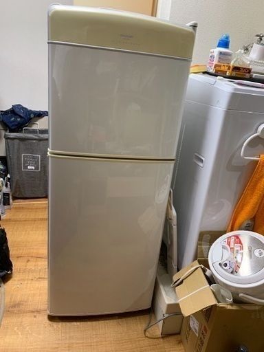 買い替えのため冷蔵庫売ります