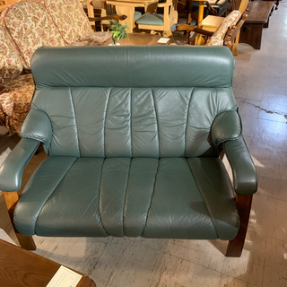 JF3372 富士ファニチア（富士ファニチャー）3人掛け2人掛け革張りソファー