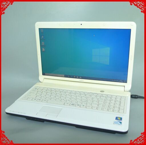 即使用可能 ホワイト ノートパソコン 中古美品 15.6型ワイド 富士通 AH42/C Pentium 4GB DVDマルチ 無線 webカメラ Windows10 Office