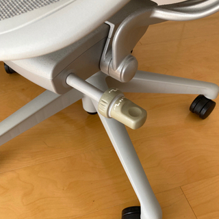 ハーマンミラー　アーロンチェア　ミネラル　サイズB