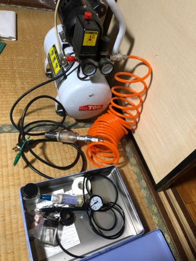 エアーコンプレッサーとエアーブラシ現在取引き中