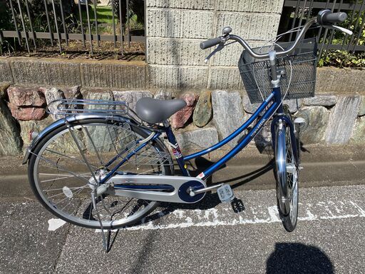 普通の自転車　ほぼ新品　マルキン自転車/ホダカ株式会社　タウンアリーナ２７３A 　PB-19-012