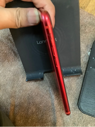 iPhoneSE2世代simフリー128GB背面割れ10月6日限定値下げ