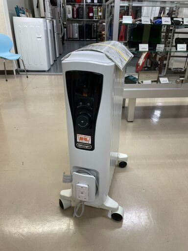 清田区リバティベル。 デロンギオイルヒーター RHJ65L0915 10畳～13畳