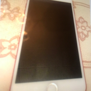 au. アイホン7プラス　128GA 