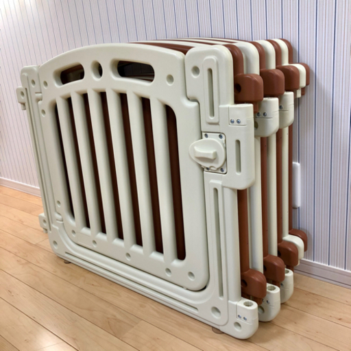 【商談中】ベビーサークル①　8枚セット　美品