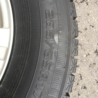 プラドのタイヤ&アルミ　