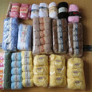 【無料】毛糸　全部で５０玉、全部引き取ってください