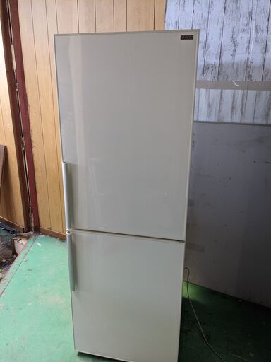 (売約済み)AQUA アクア ２ドア ノンフロン冷凍冷蔵庫 自動製氷付き　ビッグフリーザー　270L　2013年製 AQR-SD27B