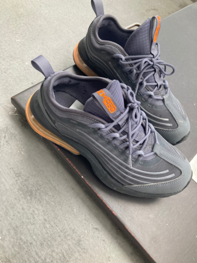 Nike AIR zoom950  UK イギリスで購入
