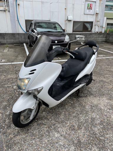 YAMAHA マジェスティ125FI コマジェ　カスタム多数　カチ上げマフラー