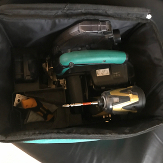 RYOBI インパクトドライバー、電池丸ノコ