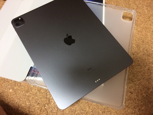 iPadpro(wifiモデル) 12インチ 128GB M1 (2021年モデル） ケース＋ペン＋フィルム【直接手渡し希望】