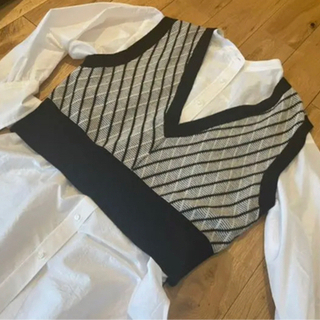 Spick&Span ジャガードベスト（黒）