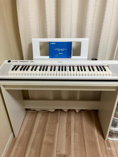 ★購入者決定★電子ピアノ　台付き　ヤマハ piaggero NP12 61鍵