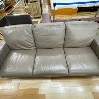 3人掛けソファー ベージュ レザー 【トレファク岸和田】