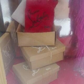 クリスチャン・ルブタンバービ人形 2010年限定 未使用