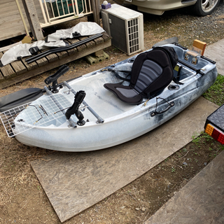 現在商談中です!!1人乗りカヤック(ポリ艇)