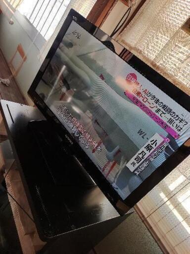 2011年式26インチテレビ