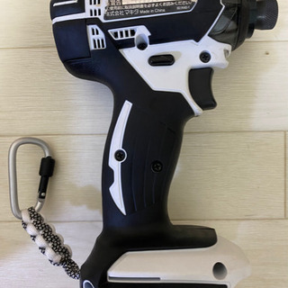 中古　マキタ　TD149D 18V 充電式インパクトドライバー