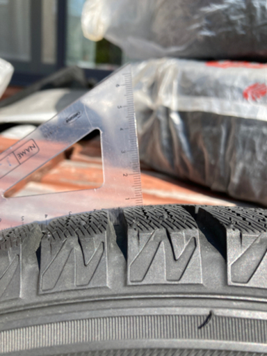 2018年製 155/65 R14 スタッドレスタイヤ 冬用タイヤ ※ナットおまけ