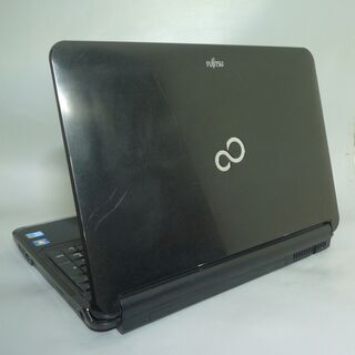 即使用可能 黒 ノートパソコン 中古良品 15.6型ワイド 富士通 AH53/C 