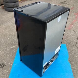 札幌★ アイリスオーヤマ 21年製 小型サイズ ワンドア冷凍冷蔵庫 93L ◆ IRJD-9A コンパクトで置けちゃう 右開き ブラック