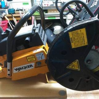 エンジン式カッター 3万円 交渉中 まだあります。