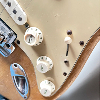 Fender USAアメデラ　訳アリ