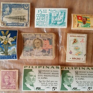 【無事受け渡し完了】外国の古い切手