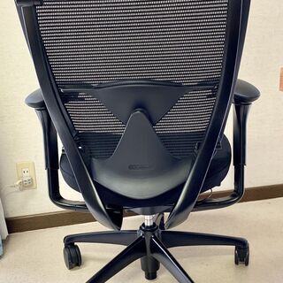 オカムラ コンテッサ/ランバーサポート付・肘付・ハイバックチェア