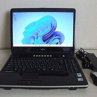 高速SSD120GB搭載　Fujitsu FMV-BIBLO NF/D70 ノートパソコン　(3830)