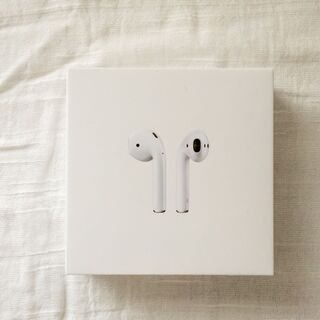 Apple Airpods with Charging Case 美品