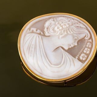 K18 シェルカメオブローチ(ペンダント兼用) 品番b20-442